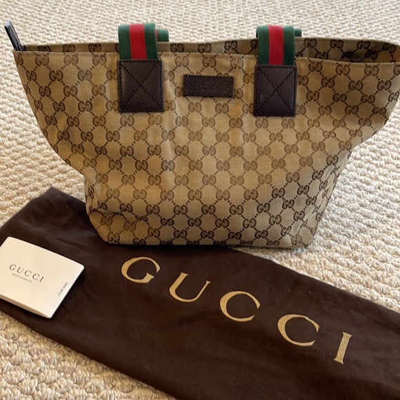Gucci hand bag, shoulder bag. - Picture 3 of 5